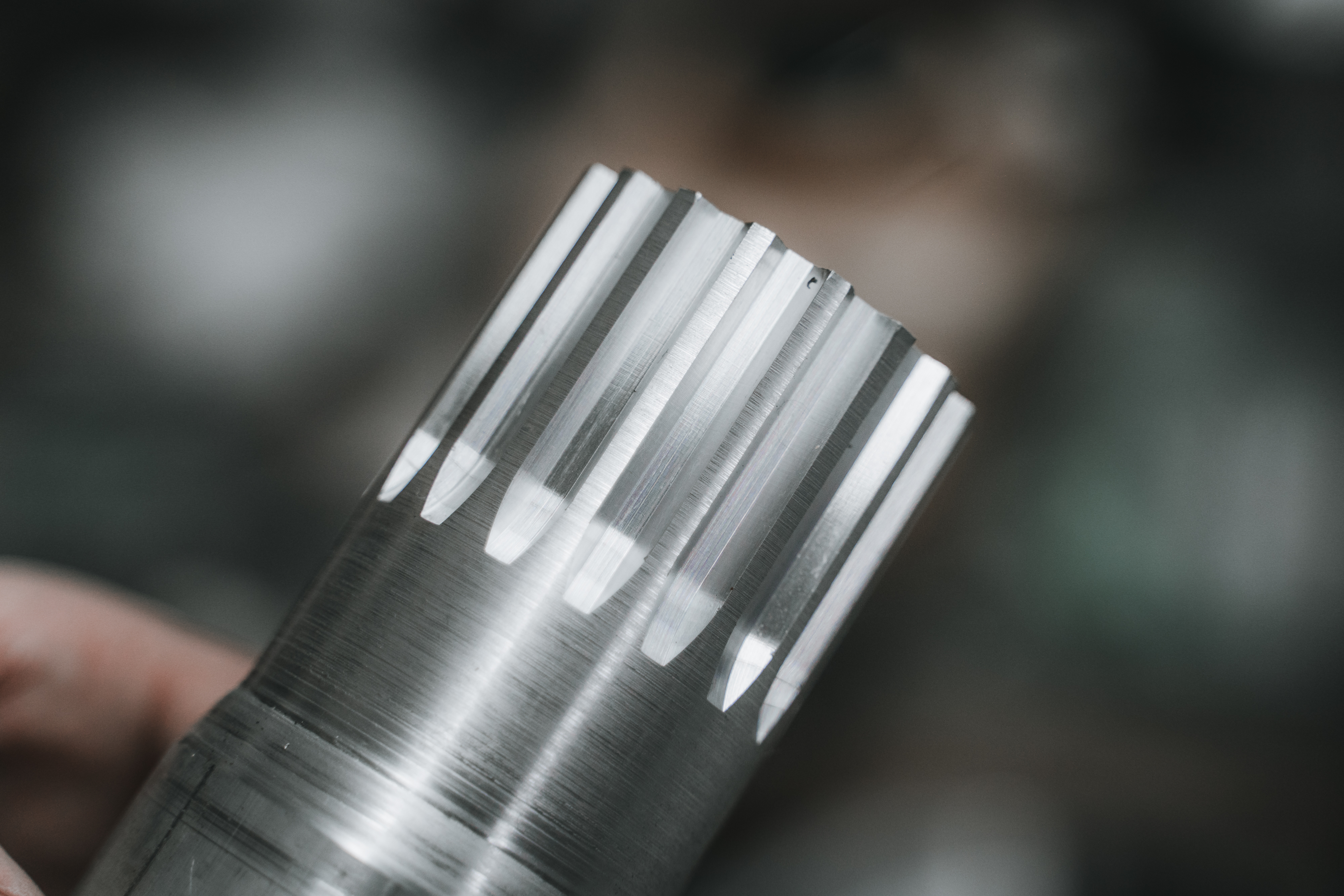 Werkstück oder Werkzeug das aussieht wie das Ende eines großen Torx-Schraubendreher